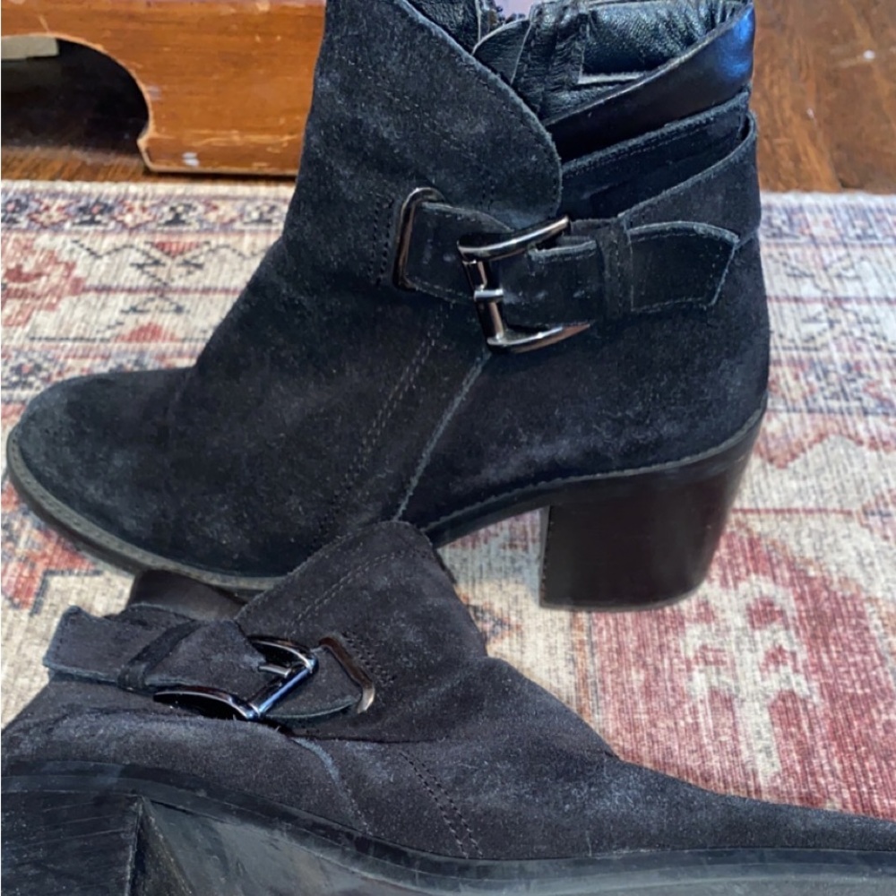 Steve Madden Nabina booties